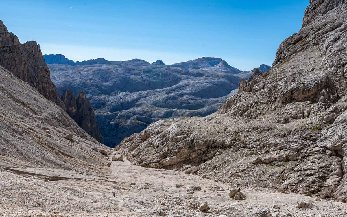 The moonscape of the Rosetta Plateau