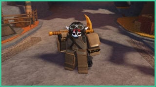 Holding a pickaxe, the player stands in the Forgotten Kingdom in The Forge. Holding a pickaxe, the player stands in the Forgotten Kingdom in The Forge.