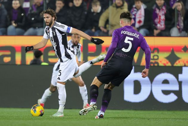 Manuel Locatelli on the pitch for Juventus