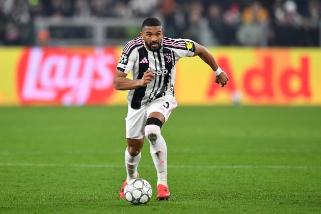 Gleison Bremer in action