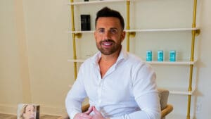 Dr Jeffrey Mathews, DDS, is a cosmetic and family dentist based in Goodlettsville, Tennessee, known for combining technology, artistry, and compassion in dental care.