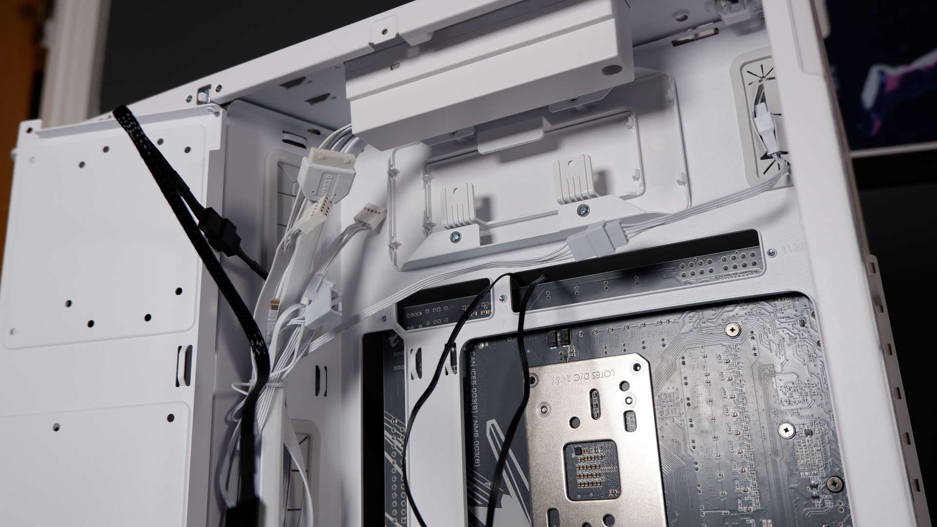 Thermaltake View 390 Air chassis on a desk. We're building a PC into it for testing and comparison with other PC cases.