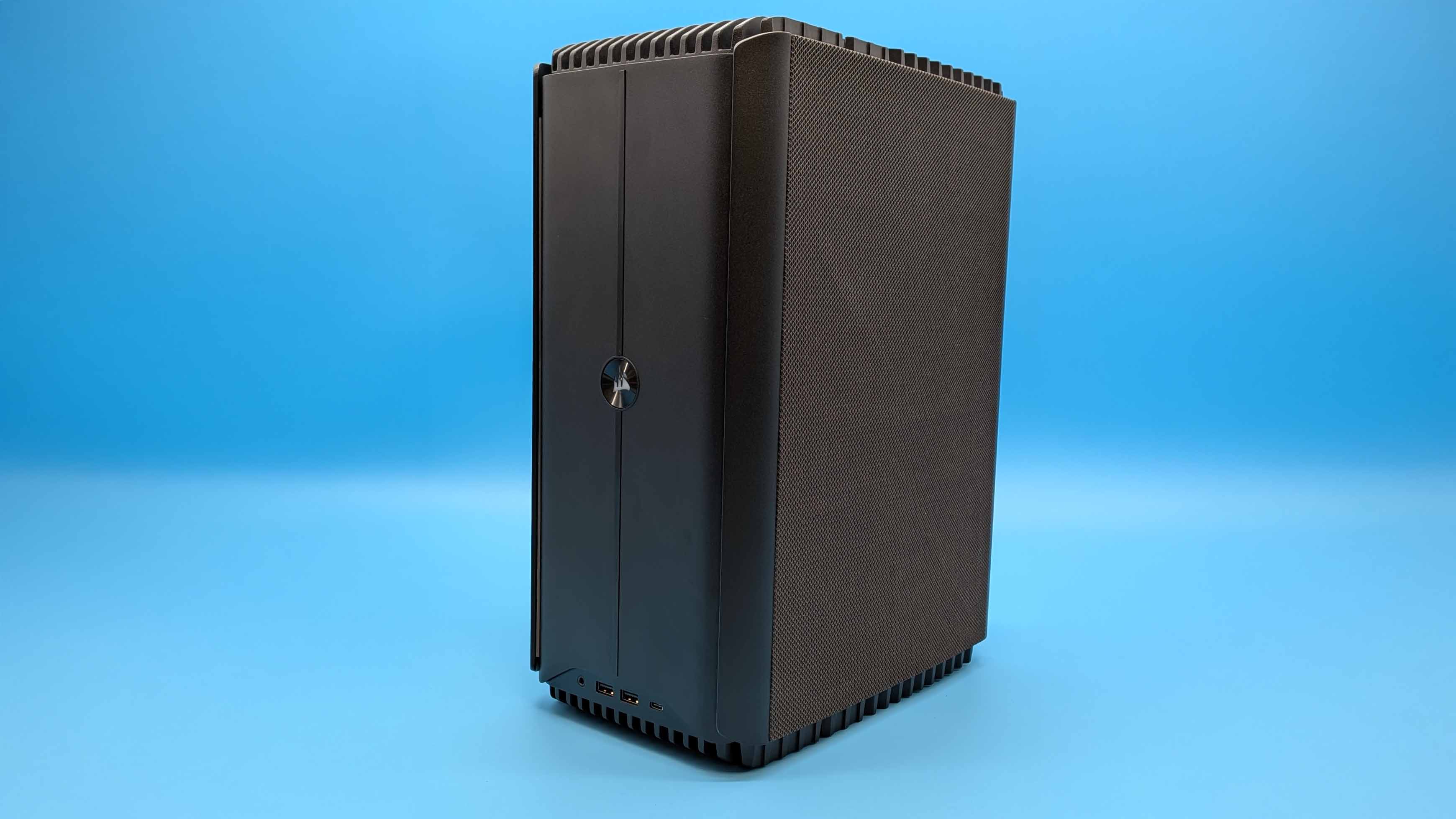 Corsair One i600 gaming PC
