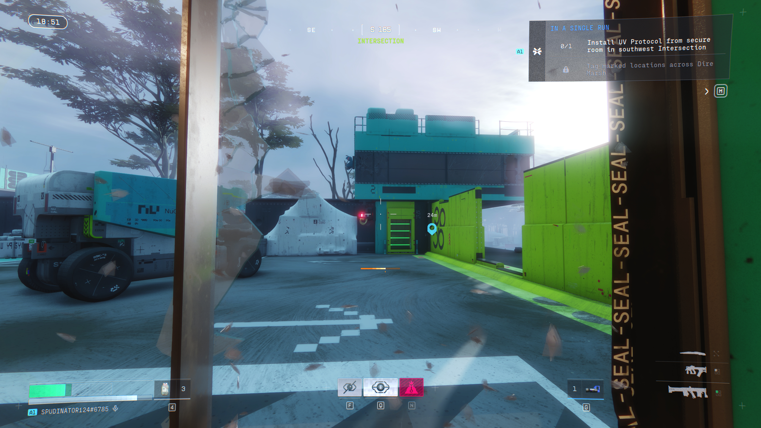 Marathon Protect/Destroy 3: A player looking at the secured room in Intersection.