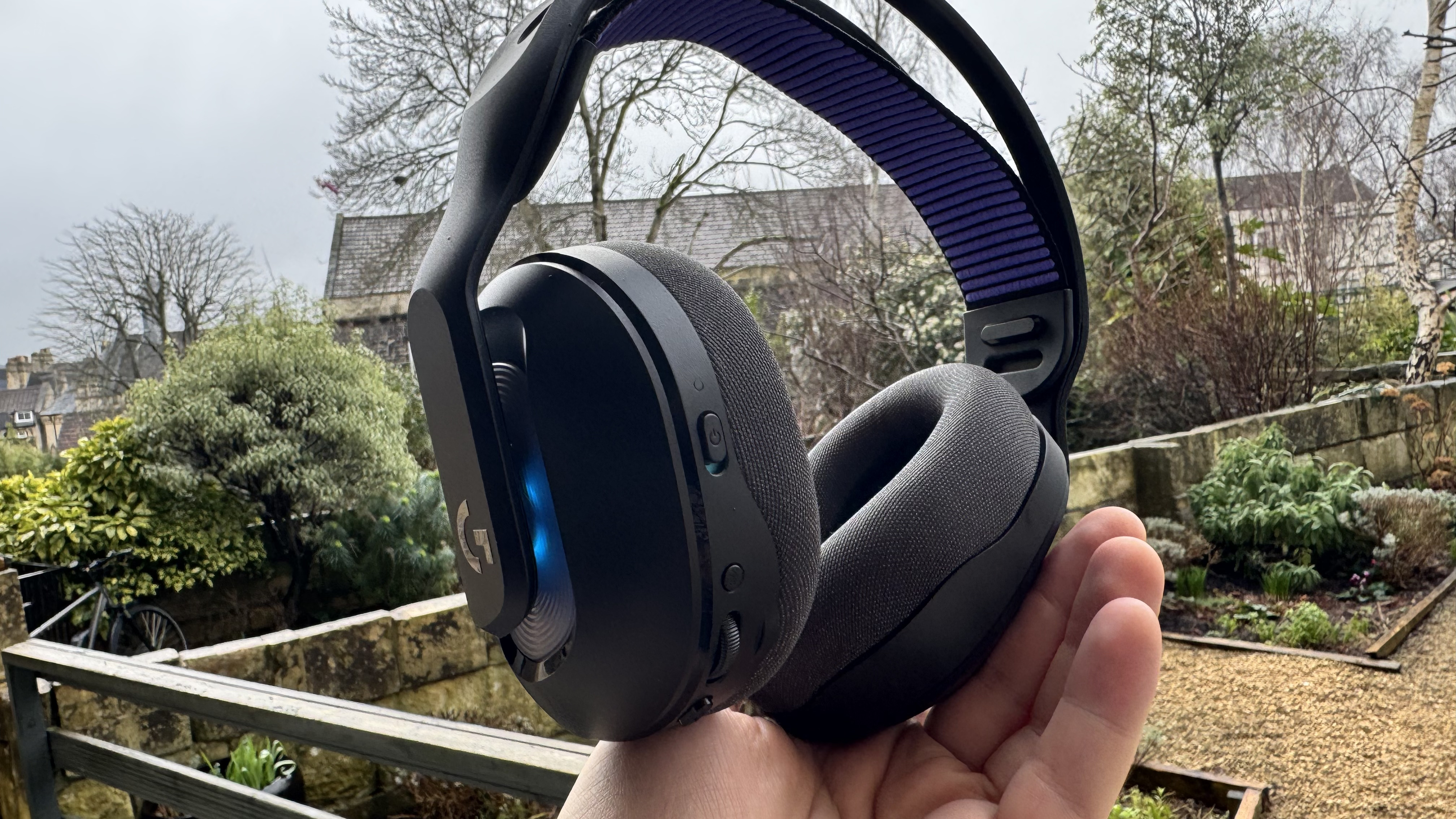 Logitech G522 Lightspeed gaming headset