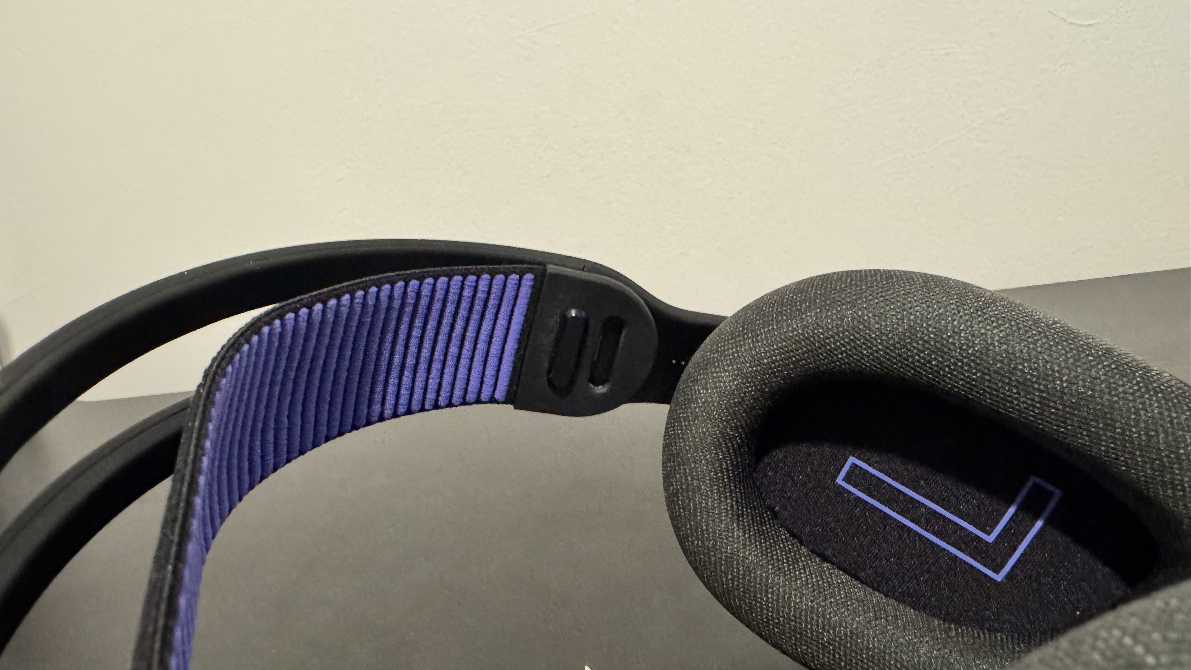 Logitech G522 Lightspeed gaming headset