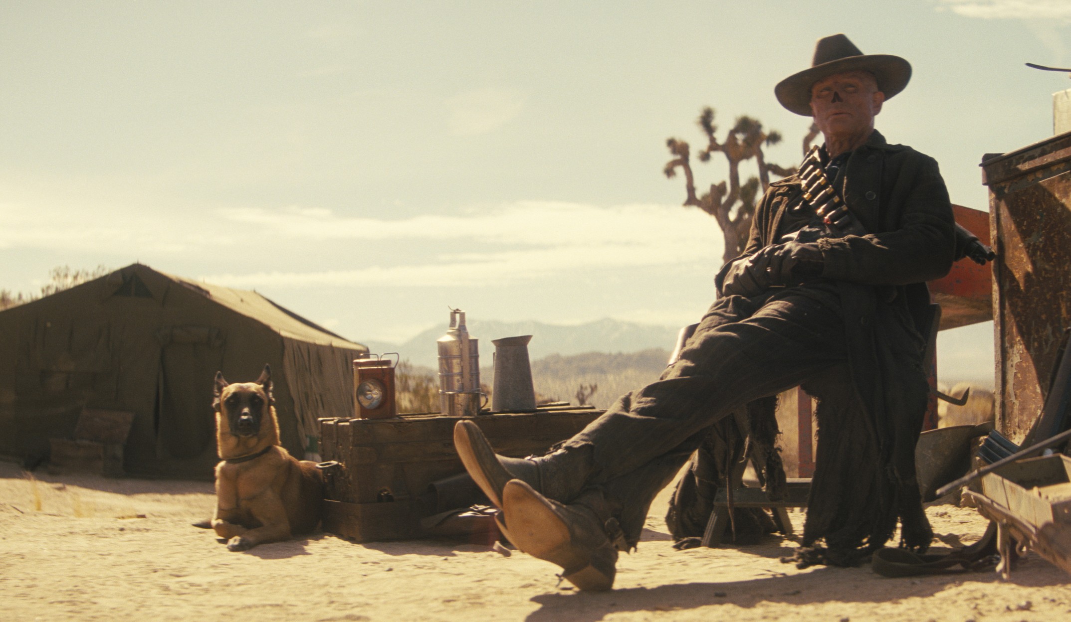 Walton Goggins (The Ghoul) in FALLOUT SEASON 2 Courtesy of Prime © Amazon Content Services LLC